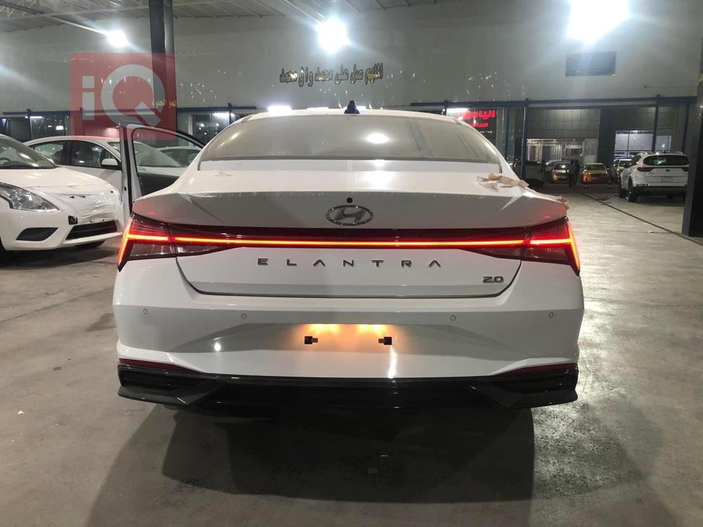 هیوندای ئەلەنترا